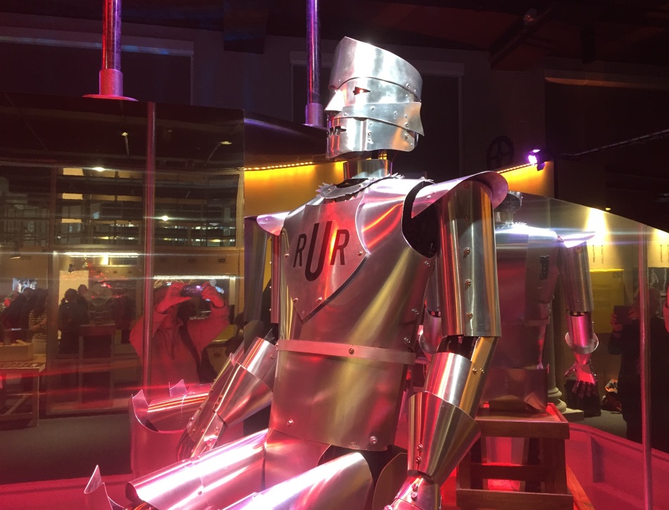 Totnes Museum: A model of Eric the Robot, rebuilt in 2017. Credit: Matt Brown. CC BY 2.0. (https://creativecommons.org/licenses/by/2.0/legalcode)